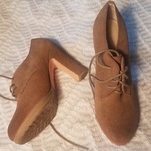 Talbots Cognac Lace-up Heels NEVER WORN